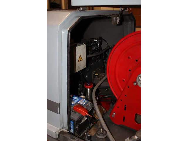 Hogedrukreiniger dibo jmb-s 200/18t op aanhanger peeters. vermoedelijk bouwjaar 2008. afgelezen draaiuren 3... - afbeelding 6 van  7