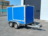 Hogedrukreiniger in aanhanger waterkracht, hot aqua blaster, bouwjaar 2001