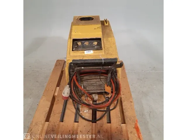 Hogedrukreiniger kärcher, hds 590 c, bouwjaar 1990 - afbeelding 1 van  12
