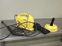 Hogedrukreiniger karcher met diverse hulpstukken.