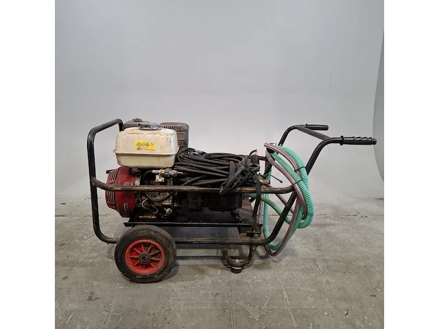 Hogedrukspuit v.v. benzinemotor - afbeelding 1 van  9