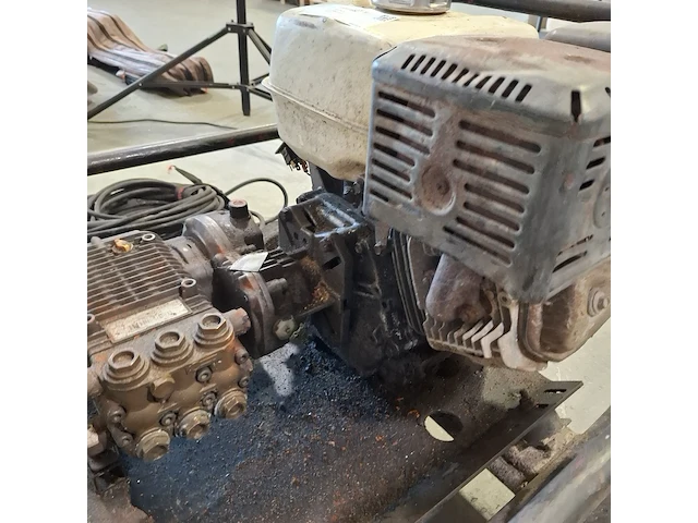 Hogedrukspuit v.v. benzinemotor - afbeelding 9 van  9