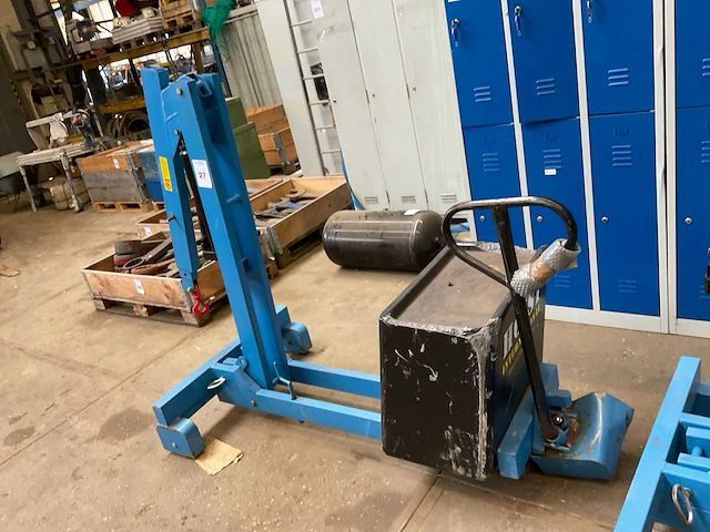 Hoist in 39374 mobiele contragewichtkraan - afbeelding 1 van  6