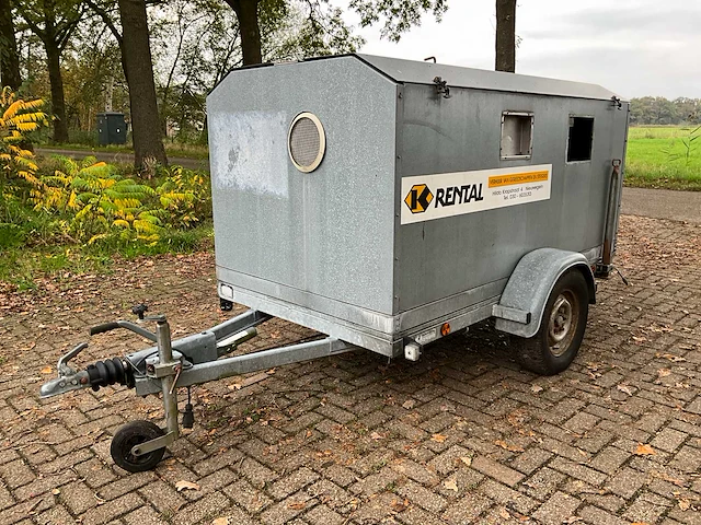 Hoka a1-hkaa 1301a mobiele schroefcompressor - afbeelding 1 van  23