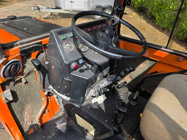 Holder - p70 - 4 cilinder kubota - utility tractor - mini tractor - 1986 - afbeelding 13 van  16