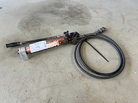 Holmatro handpomp - afbeelding 1 van  2