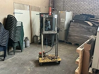 Holmatro werkplaatspers - afbeelding 1 van  8