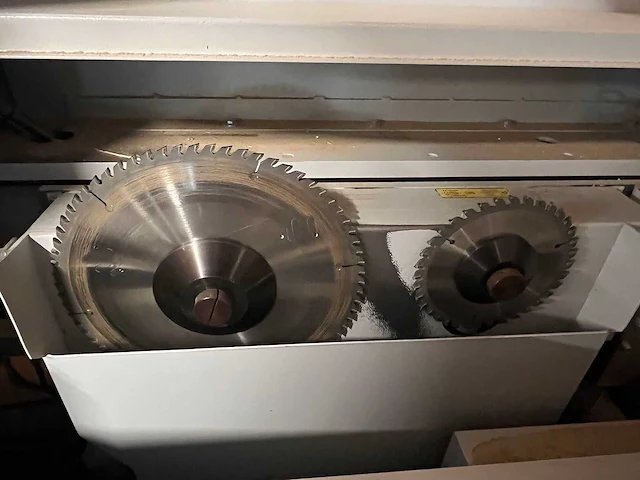 Holzma - 2012 - optimat hpp 230/31/31 - platen opdeelzaagmachine - afbeelding 5 van  13
