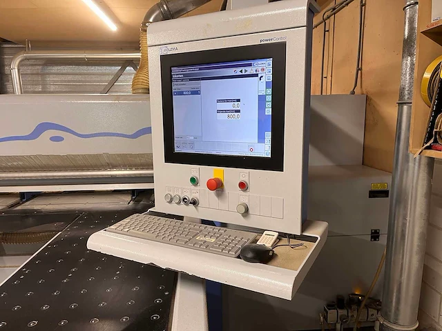 Holzma - 2012 - optimat hpp 230/31/31 - platen opdeelzaagmachine - afbeelding 12 van  13