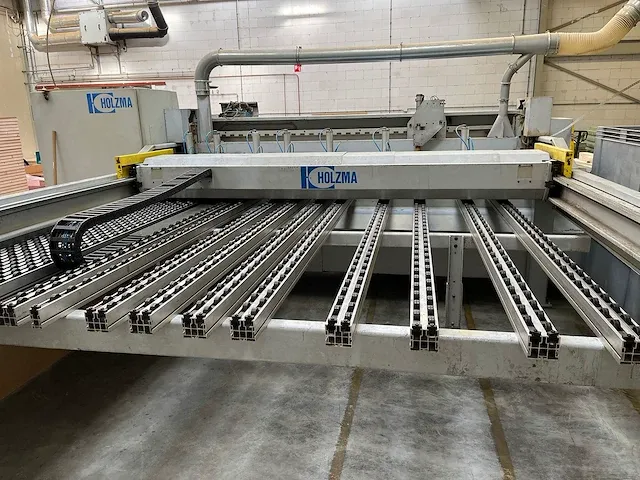 Holzma - hpp11/x/32 - platen opdeelzaagmachine - afbeelding 14 van  19