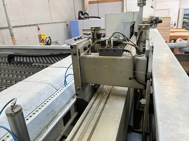 Holzma - hpp11/x/32 - platen opdeelzaagmachine - afbeelding 11 van  32