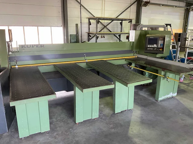 Holzma kpp 81-42 platen opdeelzaagmachine - afbeelding 9 van  16