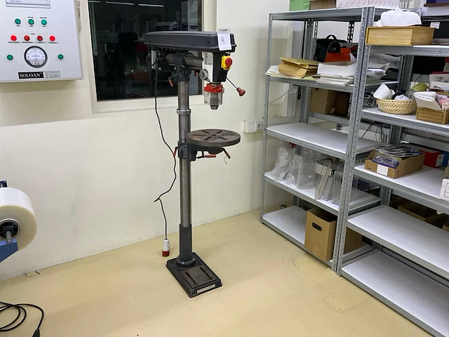 Holzmann sb3116rh kolomboormachine - afbeelding 1 van  9