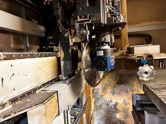 Homag/ weinman - wbz 160/12 profiline - afkortcirkelzaagmachine - 2010 - afbeelding 2 van  18