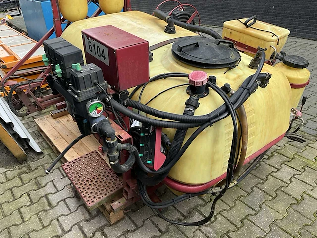 Homburg gedragen veldspuit - afbeelding 13 van  13