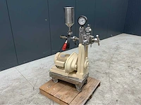 Homogenisator - afbeelding 1 van  5