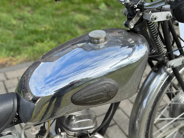 Honda - 125cc - motorfiets - afbeelding 2 van  14
