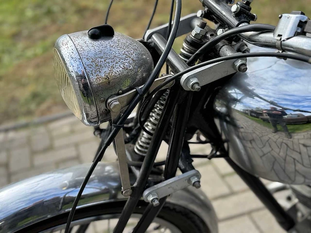 Honda - 125cc - motorfiets - afbeelding 6 van  14
