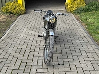 Honda - 125cc - motorfiets - afbeelding 13 van  14