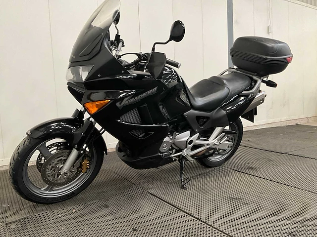 Honda - all-road - xl1000v - varadero - motorfiets - 2005 - afbeelding 1 van  16