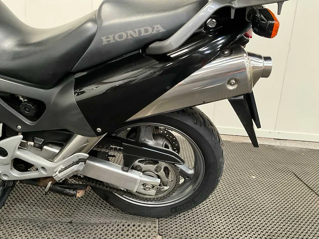 Honda - all-road - xl1000v - varadero - motorfiets - 2005 - afbeelding 11 van  16