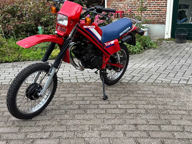 Honda - bromfiets - mt 50 - 1985 - moped - afbeelding 9 van  16