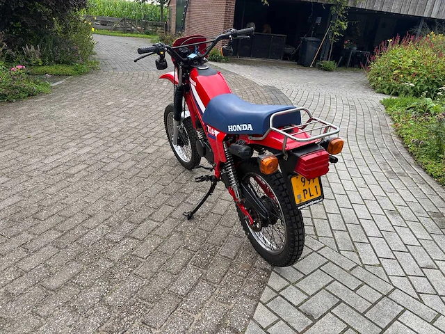 Honda - bromfiets - mt 50 - 1985 - moped - afbeelding 11 van  16