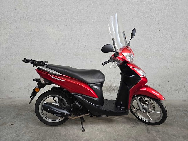 Honda - bromscooter - nsc 50 vision 16 - 4t 45km uitvoering f862tn - afbeelding 2 van  7