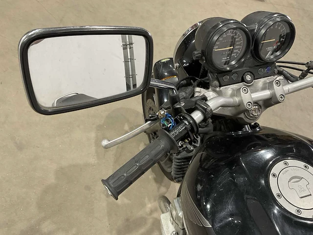Honda - cb750 - motorfiets - afbeelding 12 van  15