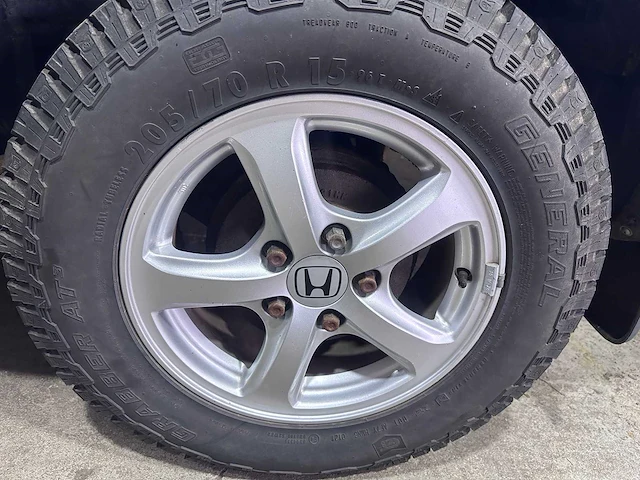 Honda - cr-v - 2.0i-16v awd- sh-xj-28 - afbeelding 9 van  18
