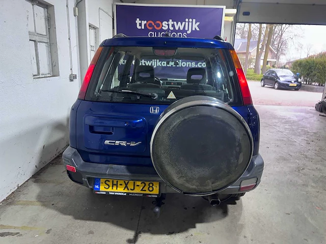 Honda - cr-v - 2.0i-16v awd- sh-xj-28 - afbeelding 13 van  18