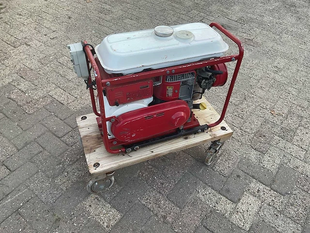 Honda - e2500 - stroomgenerator - afbeelding 2 van  5