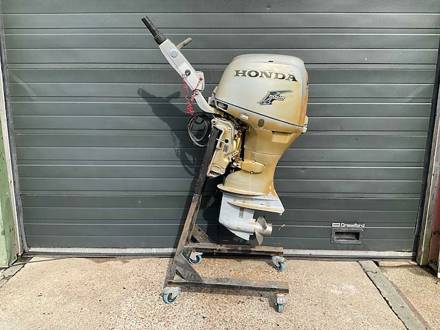 Honda - efi 4-takt bf40 - 40 pk - buitenboordmotor - afbeelding 17 van  22