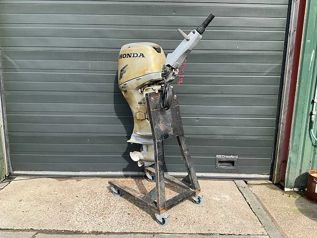 Honda - efi 4-takt bf40 - 40 pk - buitenboordmotor - afbeelding 19 van  22