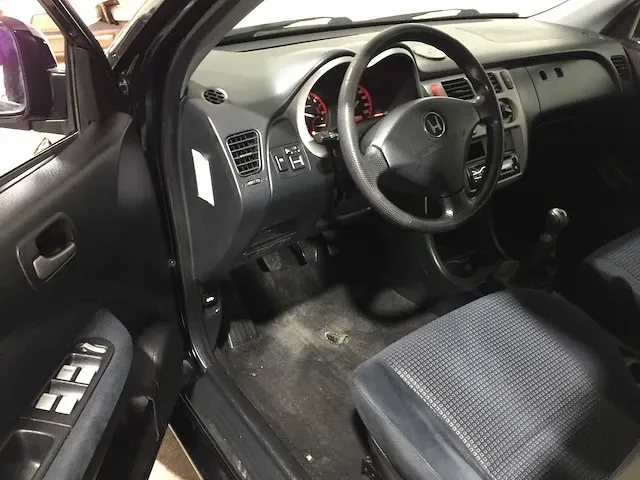 Honda - hr-v - 1.6i - 25-jk-hn - afbeelding 19 van  19