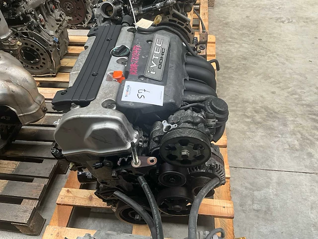Honda - k24a - car engine - afbeelding 3 van  6