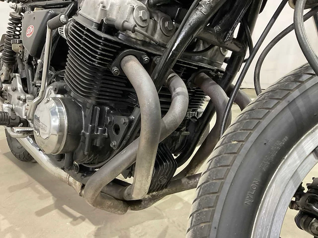 Honda - motor - afbeelding 14 van  15