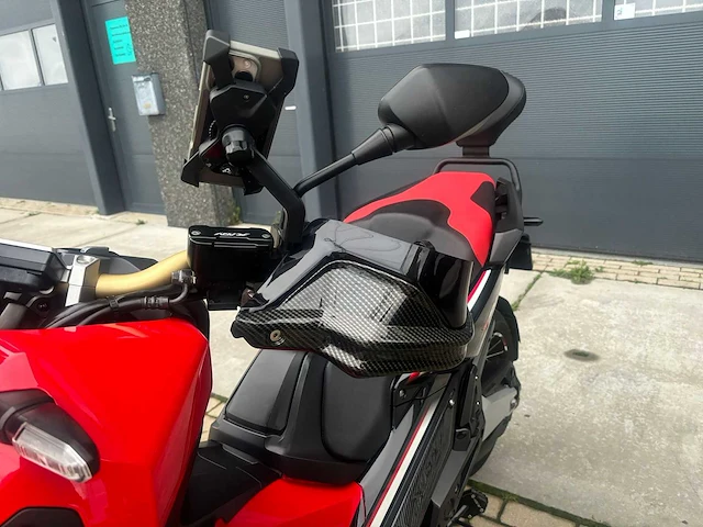 Honda - scooter - nc 750 x-adv - motorfiets - afbeelding 2 van  11