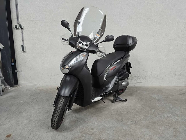 Honda - sh300i - abs - 4t motorscooter - afbeelding 3 van  7