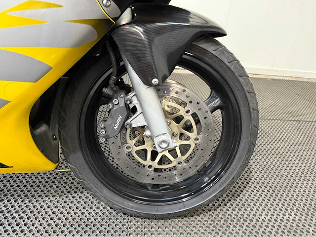 Honda - sport - cbr 600 f - motorfiets - 2000 - afbeelding 4 van  22
