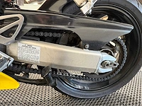 Honda - sport - cbr 600 f - motorfiets - 2000 - afbeelding 8 van  22