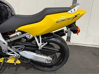Honda - sport - cbr 600 f - motorfiets - 2000 - afbeelding 11 van  22