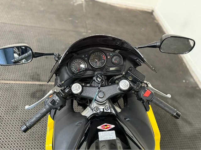 Honda - sport - cbr 600 f - motorfiets - 2000 - afbeelding 15 van  22