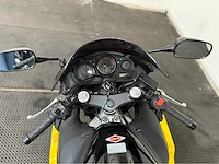 Honda - sport - cbr 600 f - motorfiets - 2000 - afbeelding 15 van  22