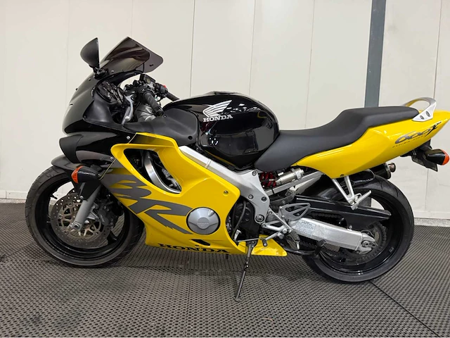 Honda - sport - cbr 600 f - motorfiets - 2000 - afbeelding 12 van  22
