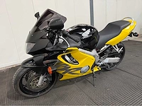 Honda - sport - cbr 600 f - motorfiets - 2000 - afbeelding 16 van  22