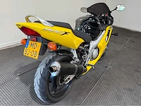 Honda - sport - cbr 600 f - motorfiets - 2000 - afbeelding 19 van  22