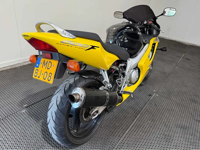 Honda - sport - cbr 600 f - motorfiets - 2000 - afbeelding 22 van  22