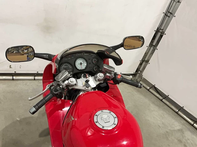 Honda - sport - vfr 750f - motorfiets - afbeelding 3 van  16