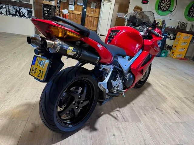 Honda - sport - vfr 800fi abs - motorfiets - afbeelding 9 van  12